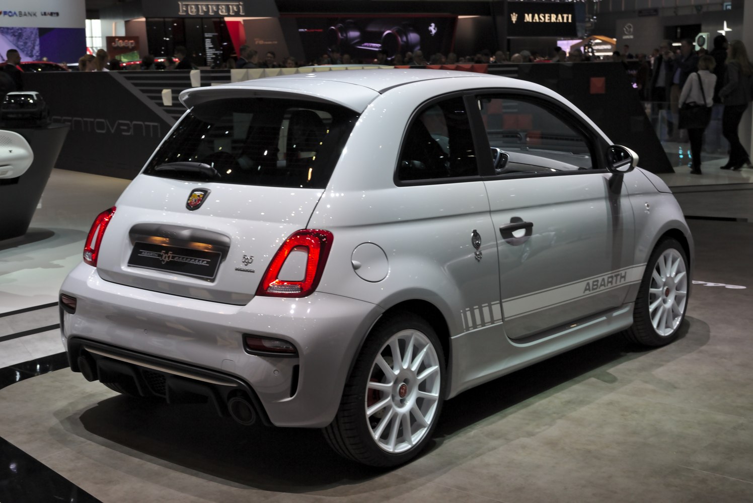 Abarth 595 Competizione 1.4 T-Jet (180 Hp)