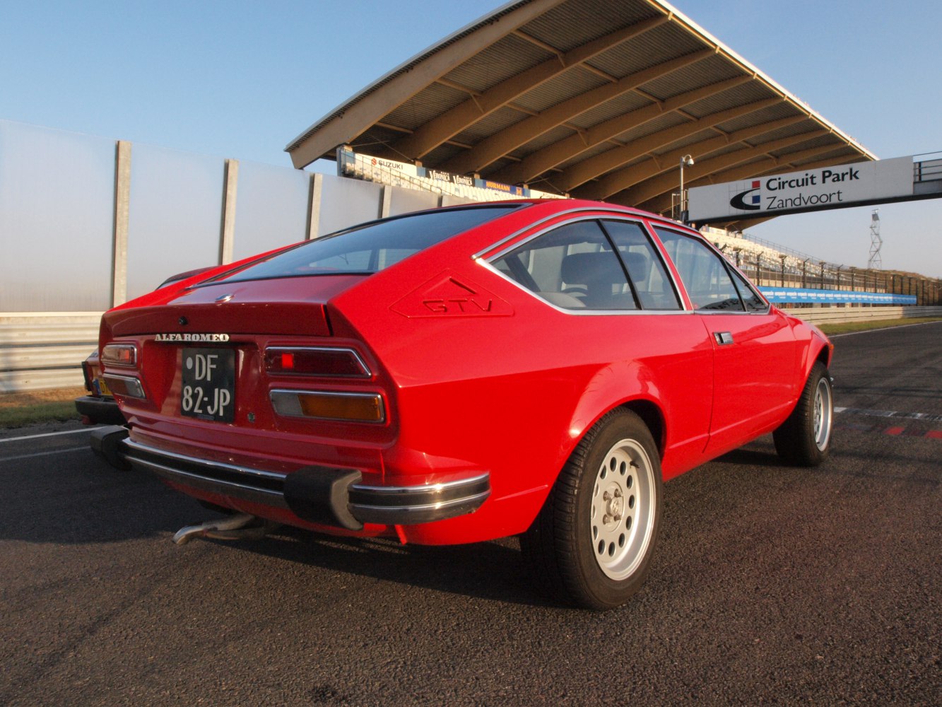 Alfa Romeo Alfetta 1.8 (116 Hp)