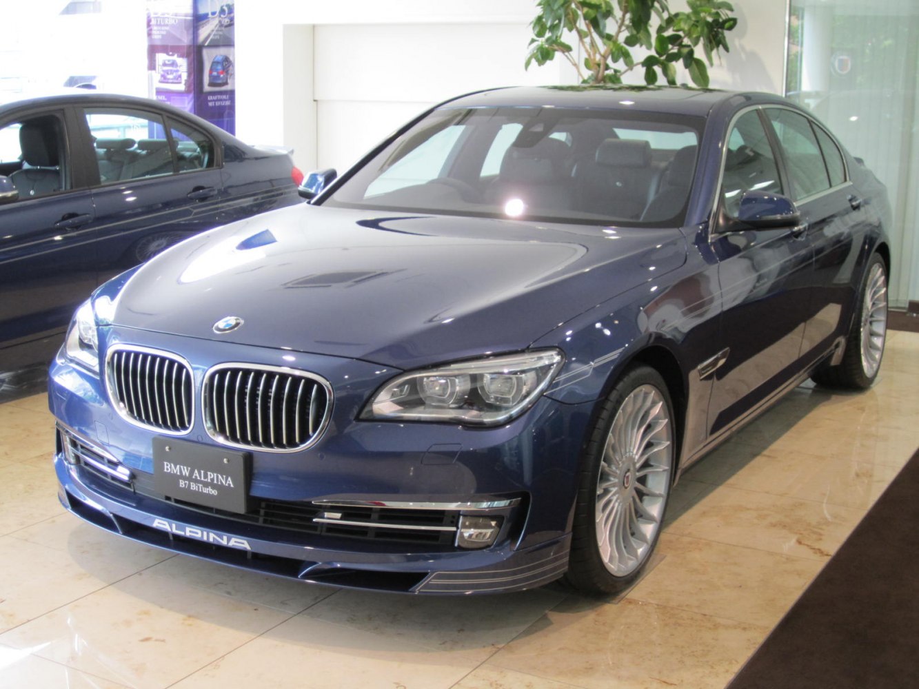 Alpina B7