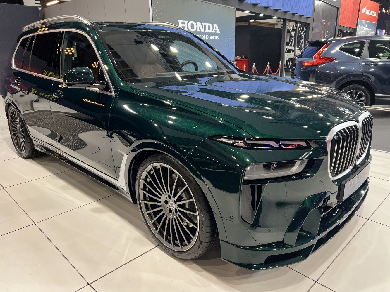 Alpina XB7 4.4 V8 (621 Hp) Mild Hybrid AWD Switch-Tronic