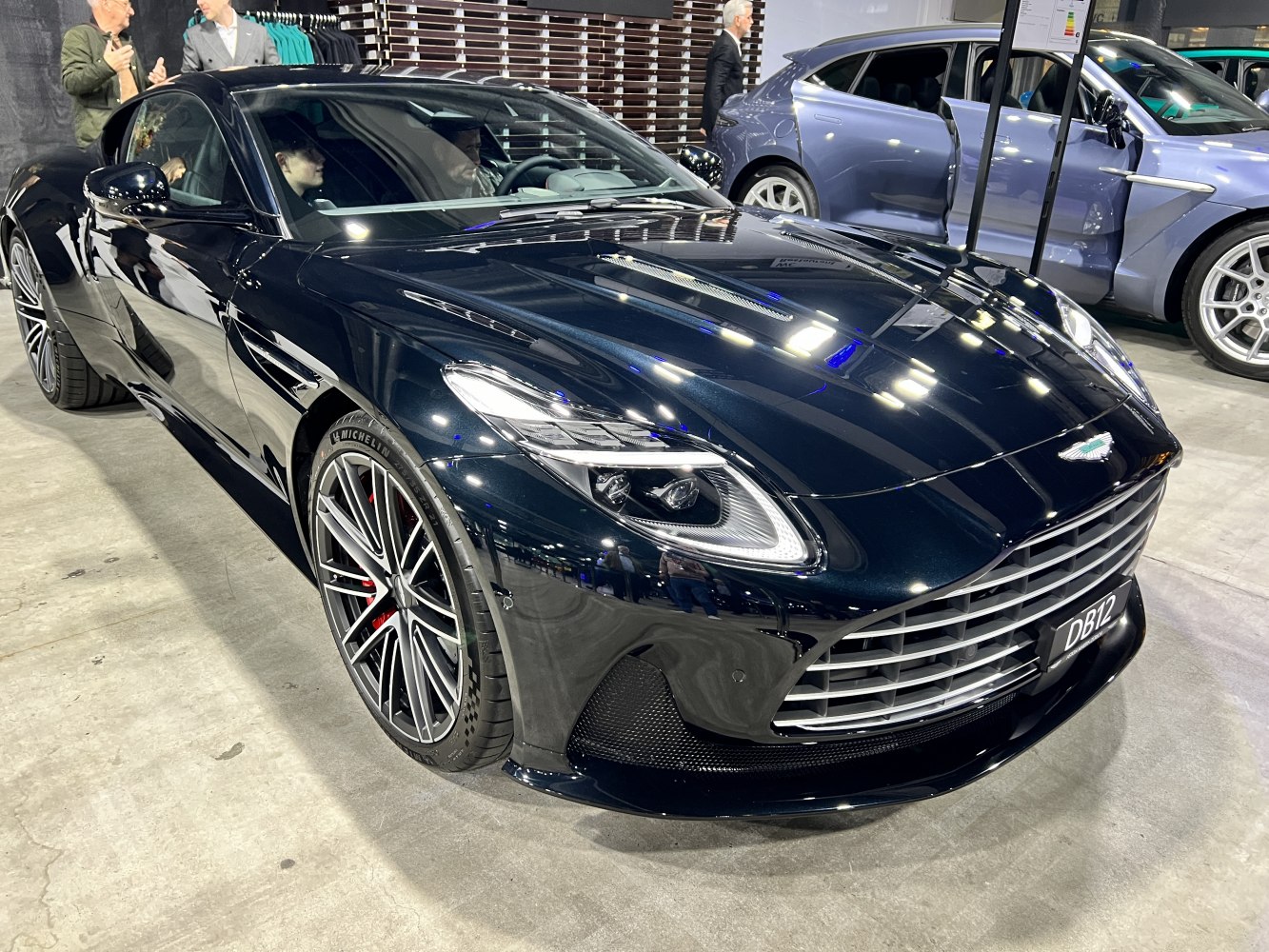 Aston Martin DB12 DB12