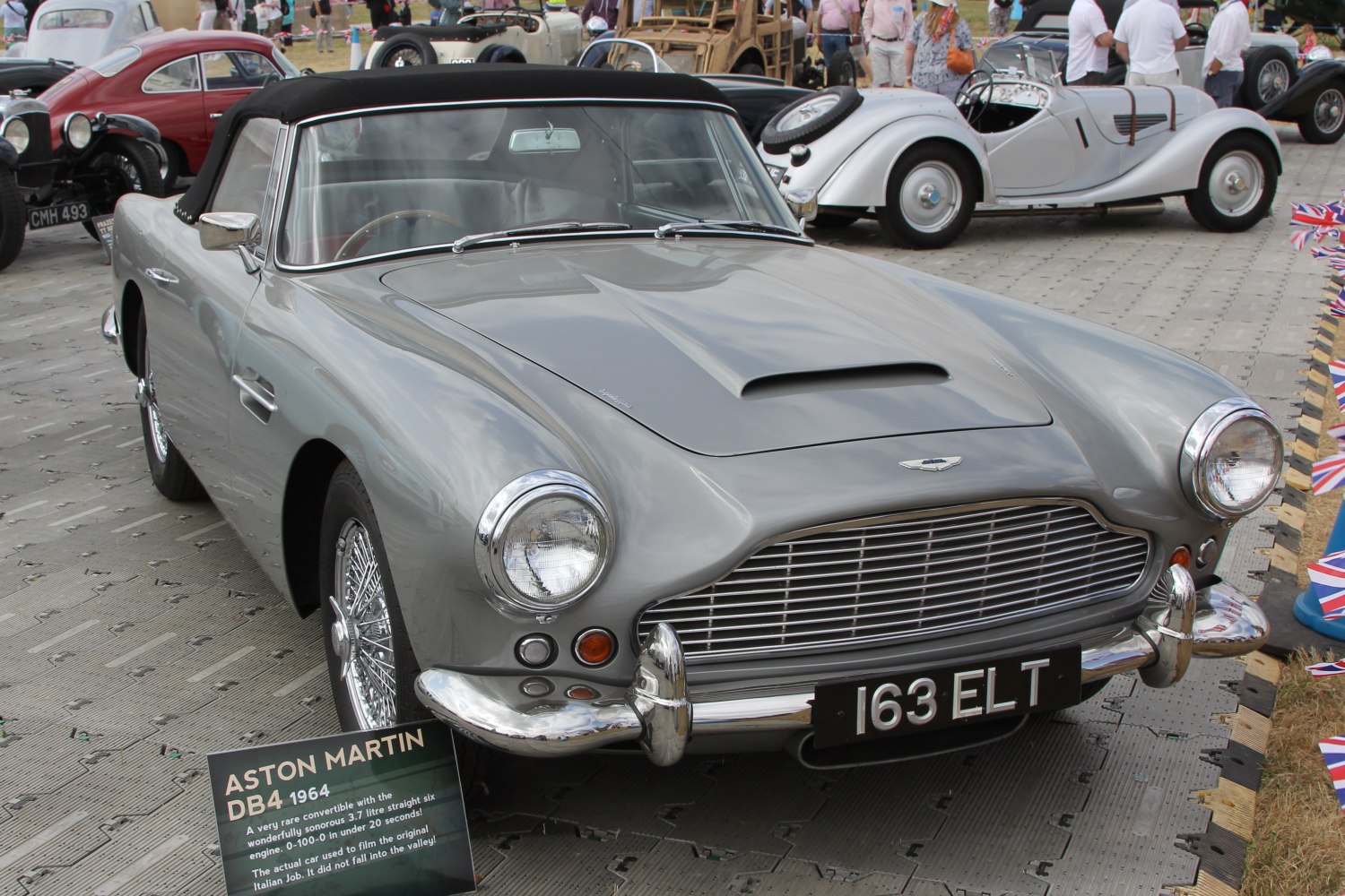 Aston Martin DB4 3.7 (243 Hp) Automatic