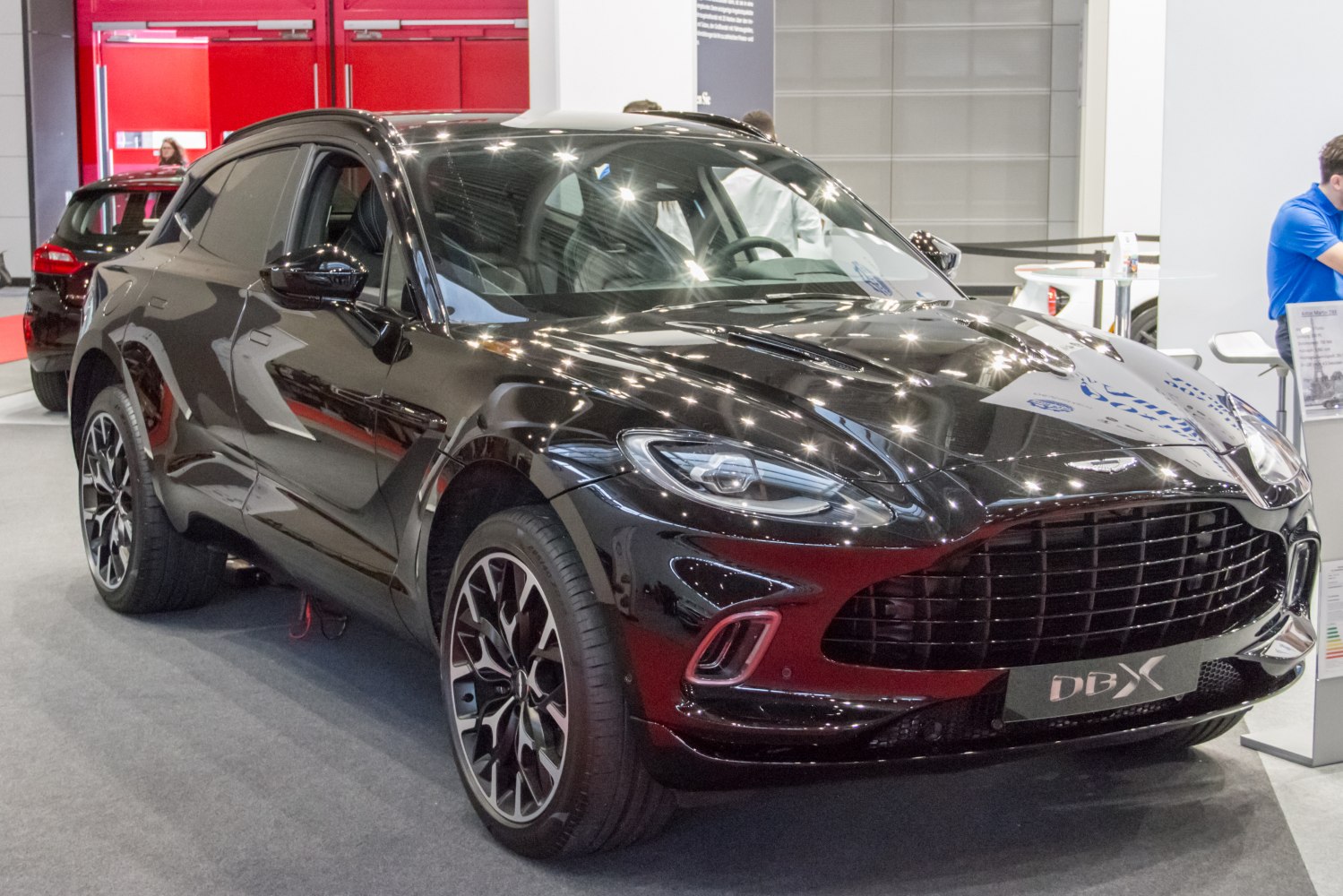 Aston Martin DBX 4.0 V8 (550 Hp) AWD Automatic