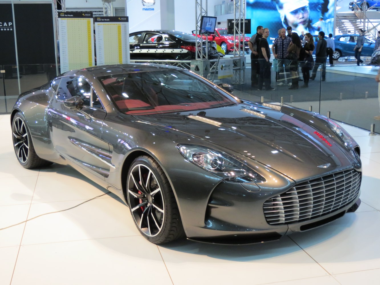 Aston Martin One-77 7.3 V12 (760 Hp) Automatic