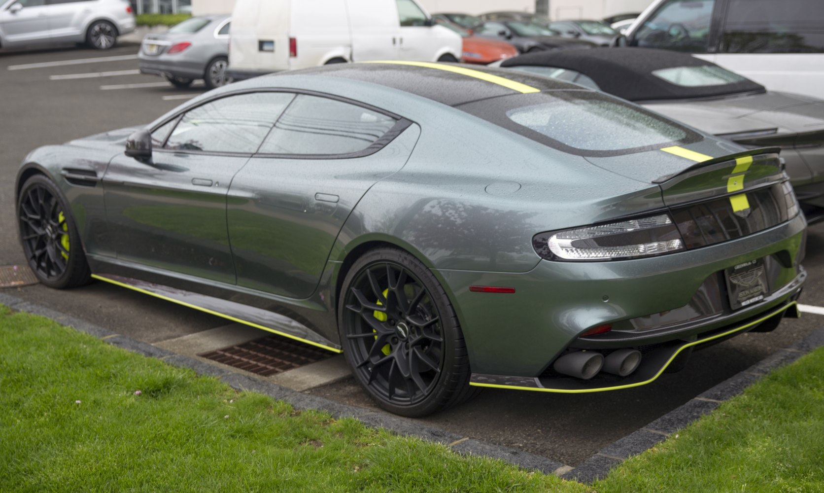 Aston Martin Rapide 6.0 V12 (588 Hp) Touchtronic