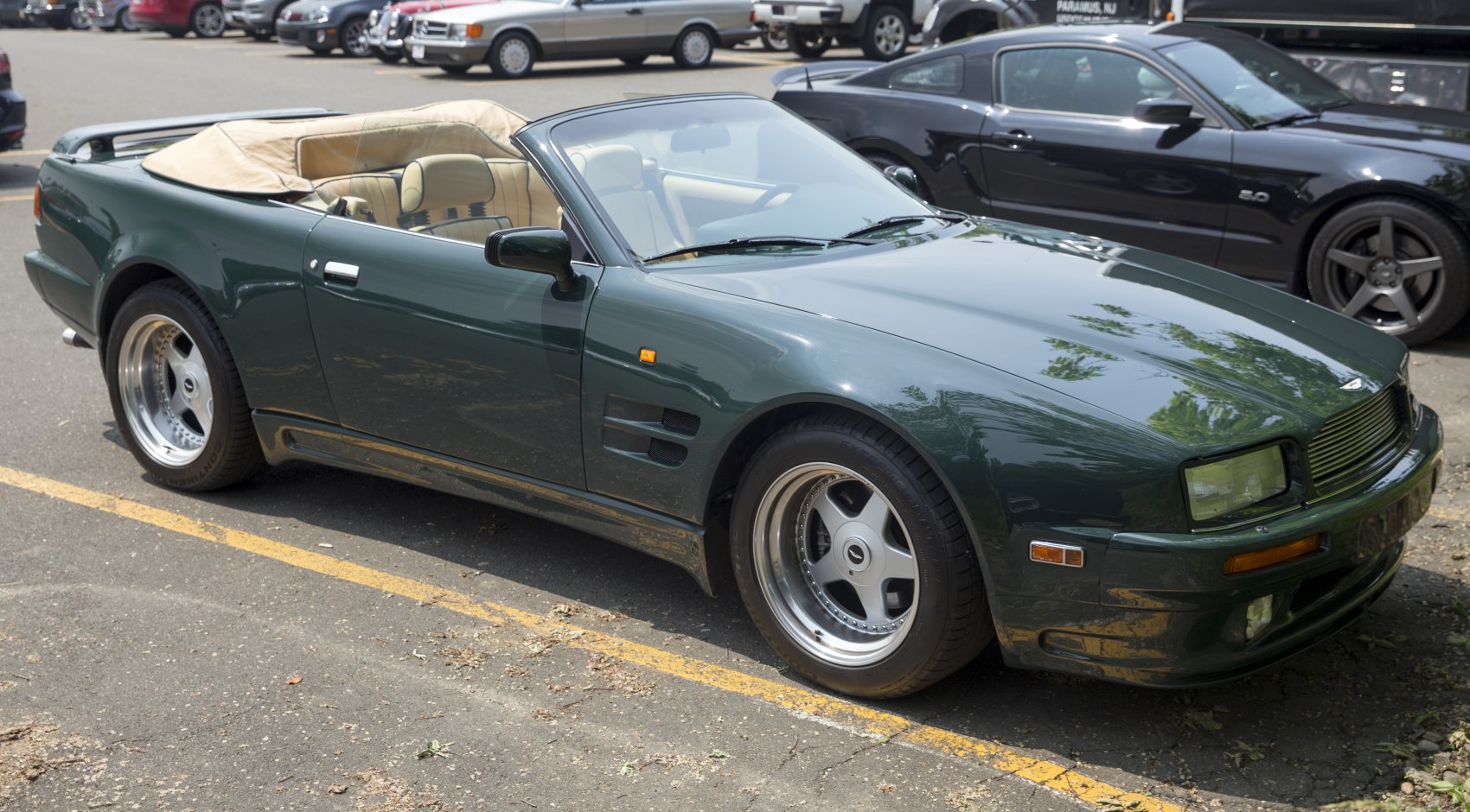 Aston Martin Virage 5.3 (336 Hp)