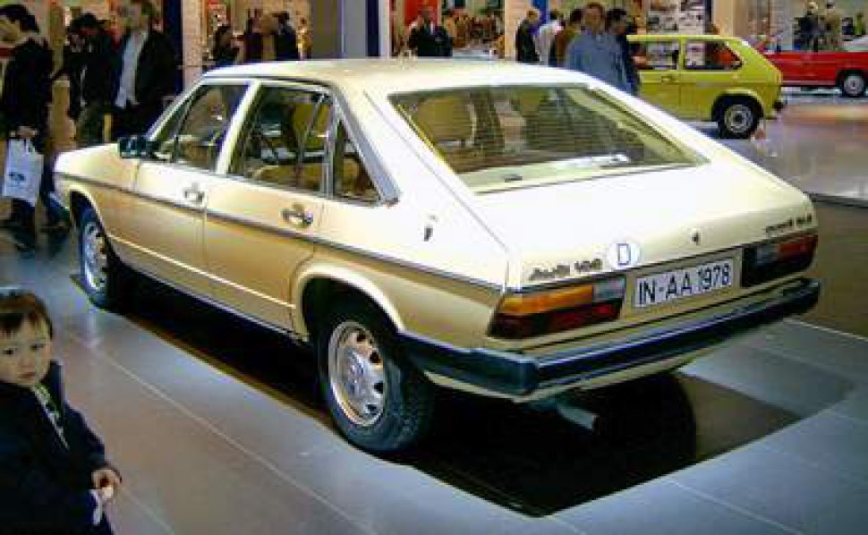 Audi 100