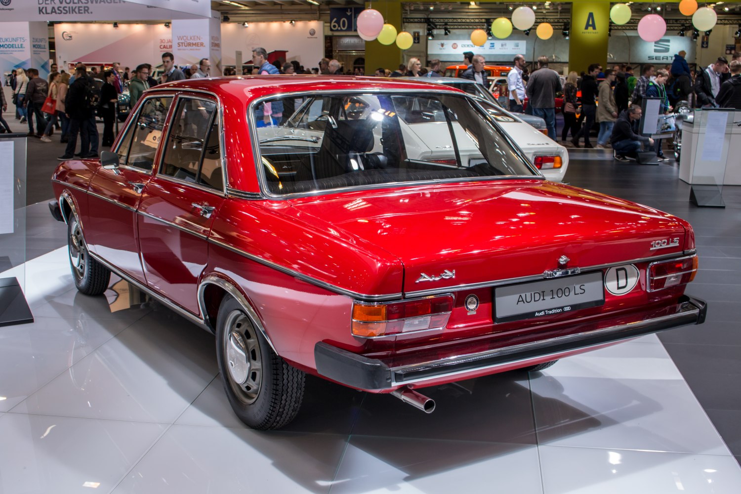 Audi 100 1.6 L (85 Hp)