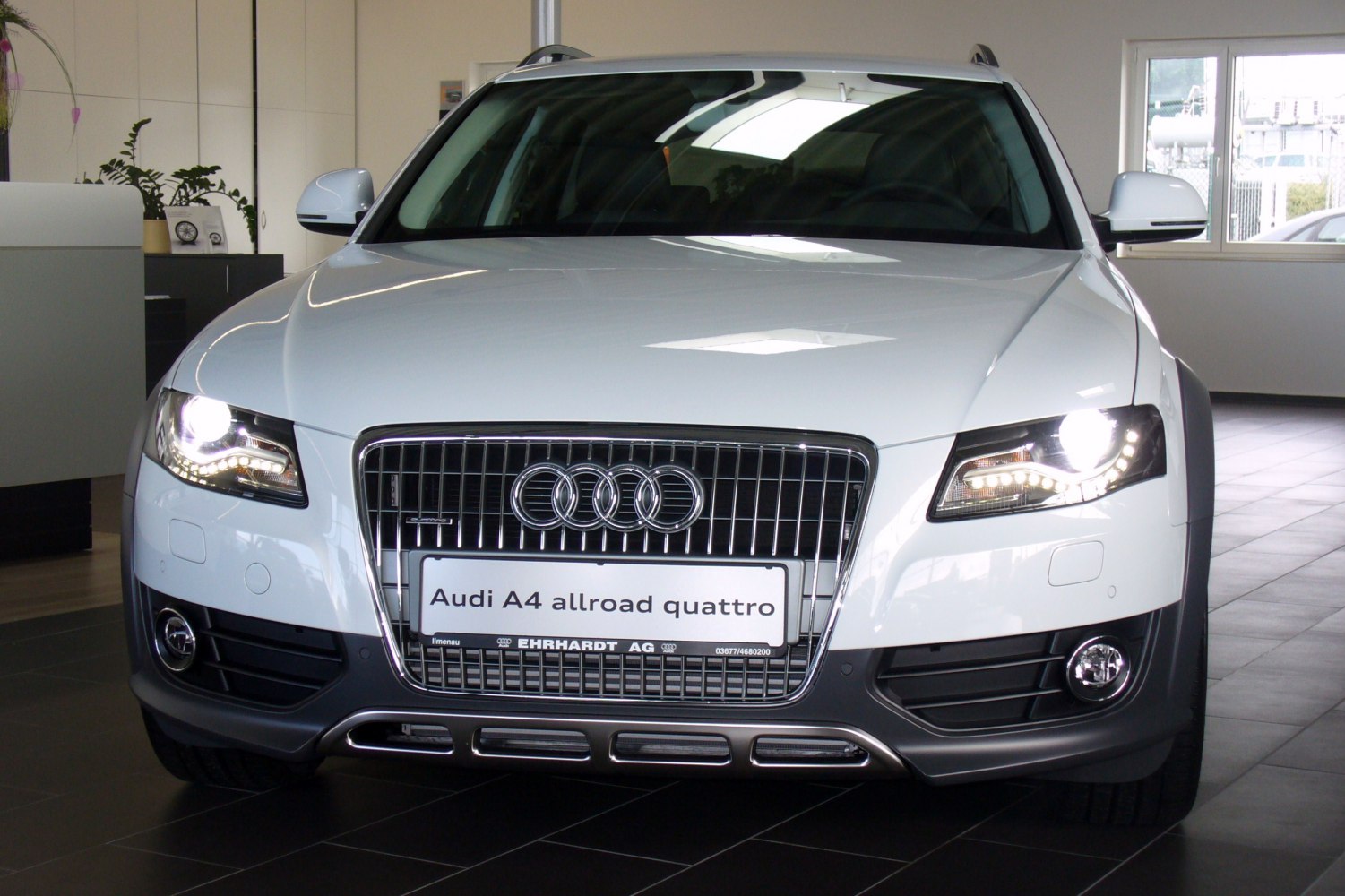 Audi A4 2.0 TFSI (211 Hp) quattro S tronic