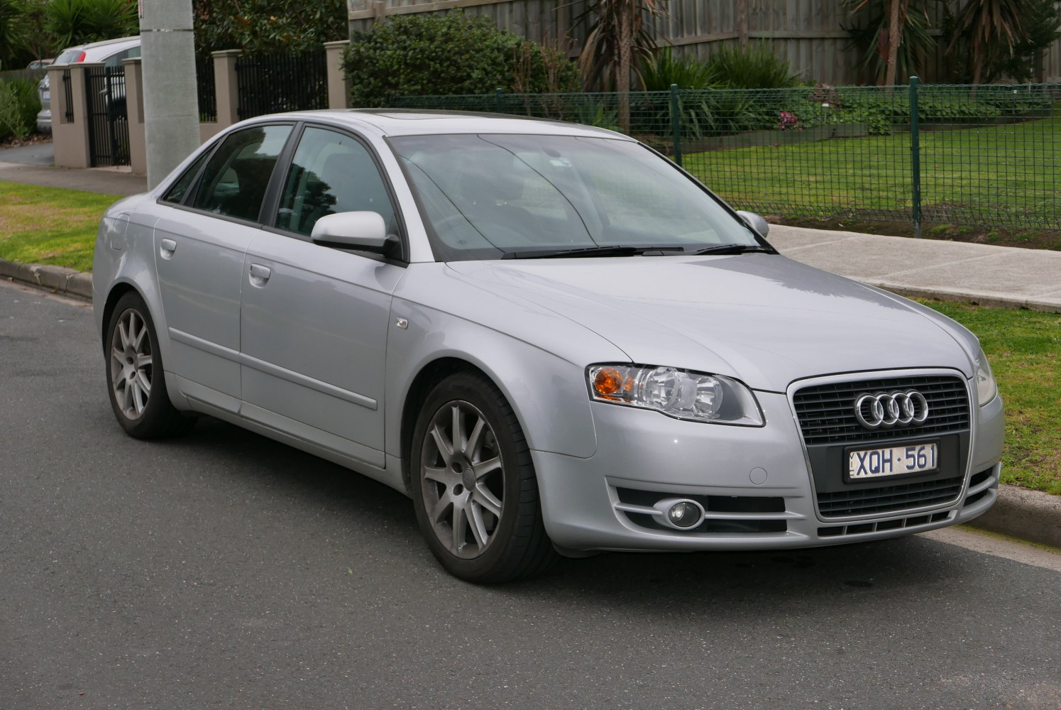 Audi A4 2.5 TDI V6 (163 Hp)