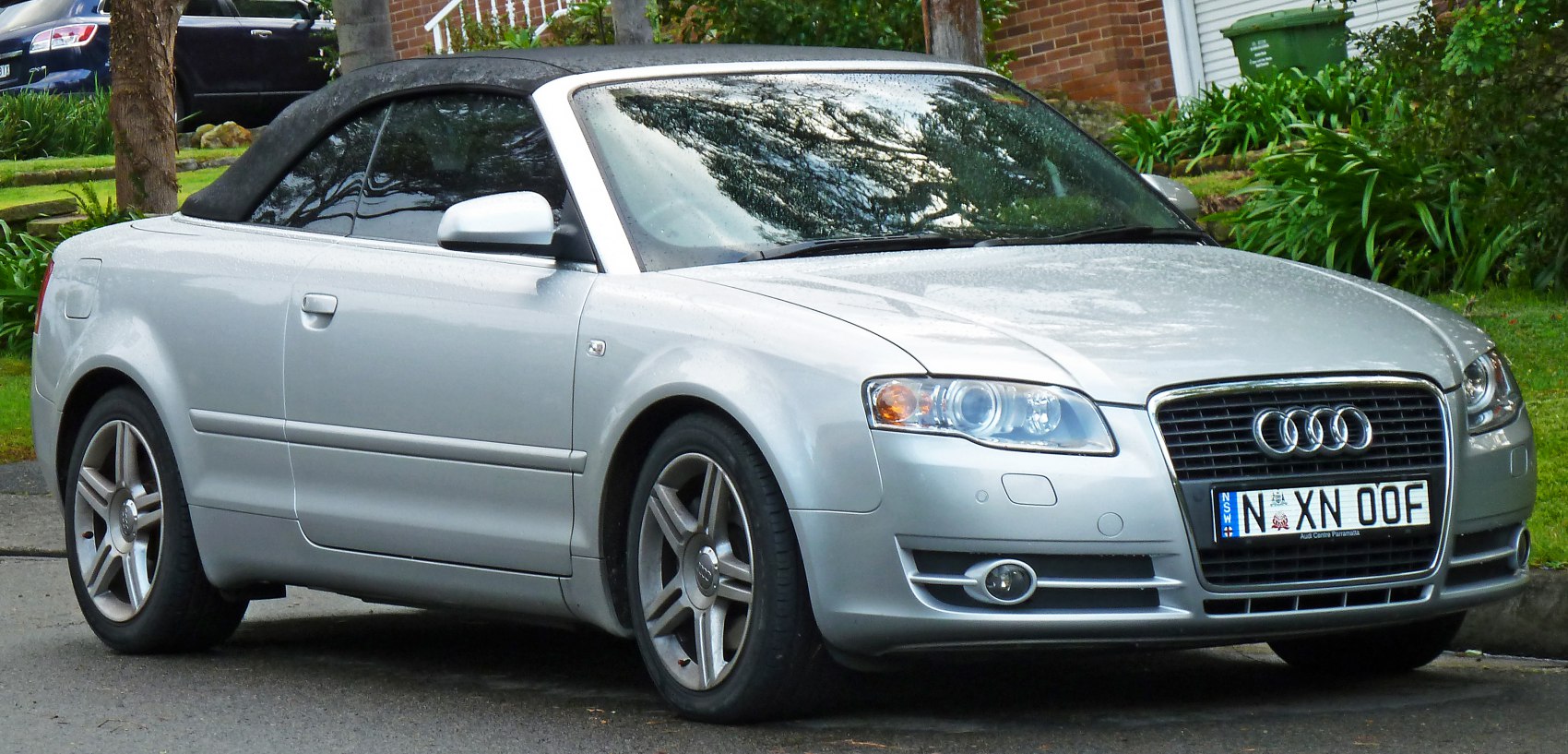 Audi A4 3.2 FSI V6 (255 Hp)