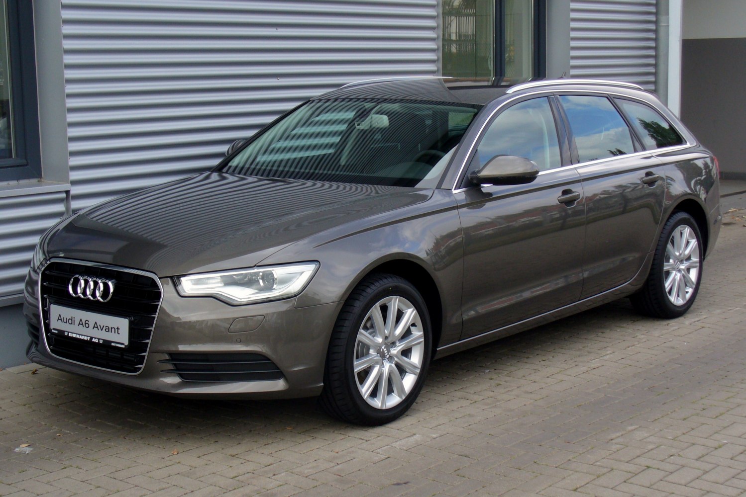 Audi A6 3.0 TFSI V6 (300 Hp) quattro S tronic