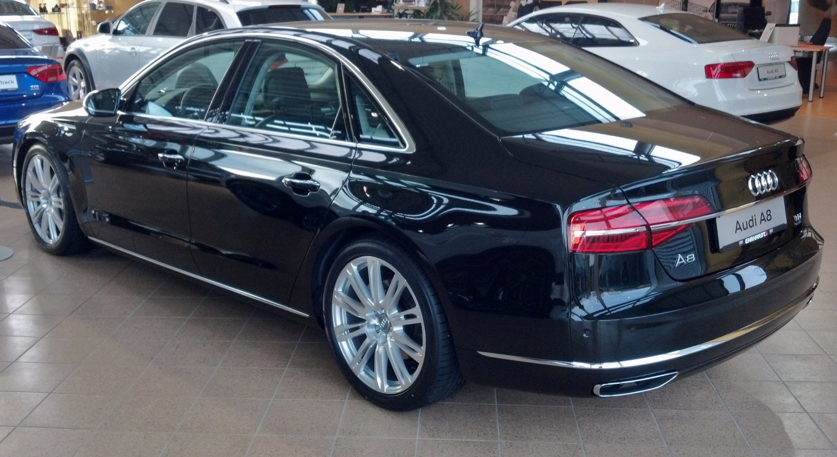 Audi A8 3.0 TDI V6 clean diesel (258 Hp) quattro Tiptronic