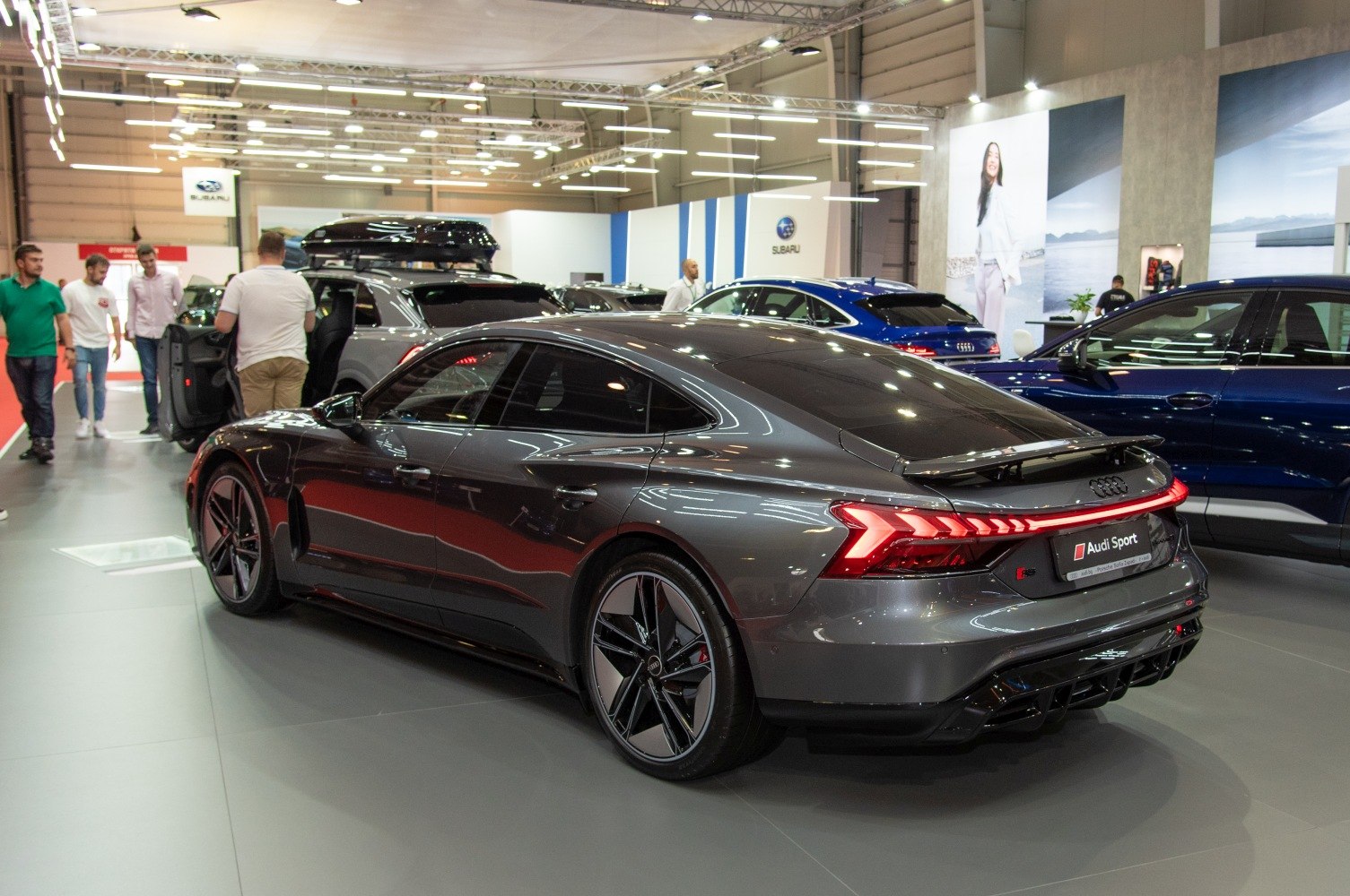 Audi RS e-tron GT 93.4 kWh (646 Hp) quattro