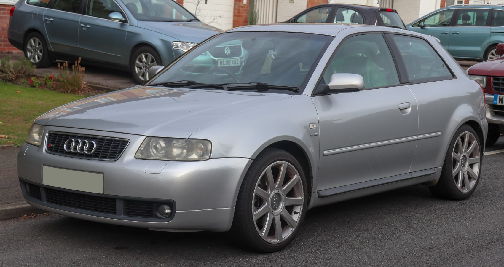 Audi S3 1.8 T (225 Hp) quattro