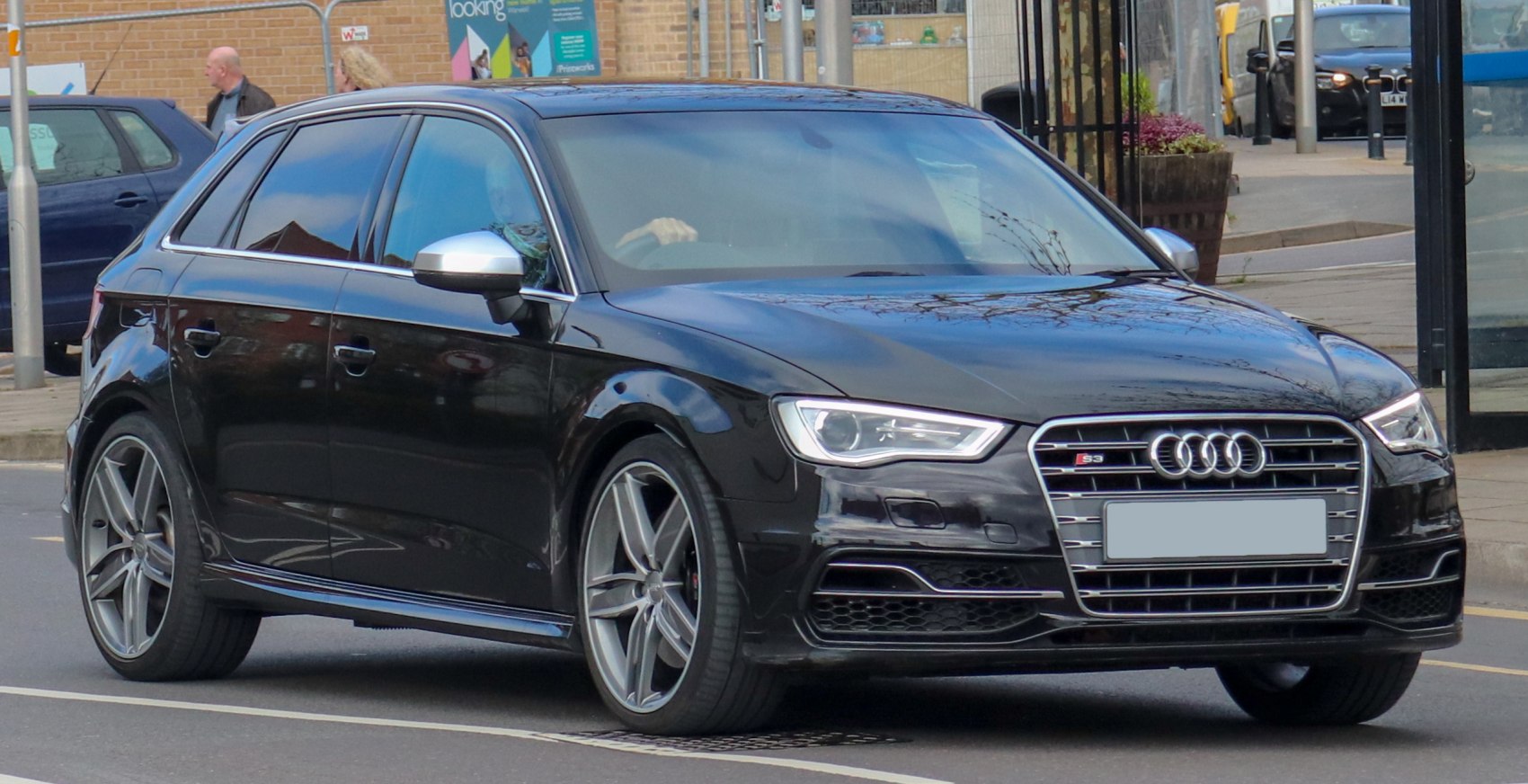 Audi S3 2.0 TFSI (300 Hp) quattro