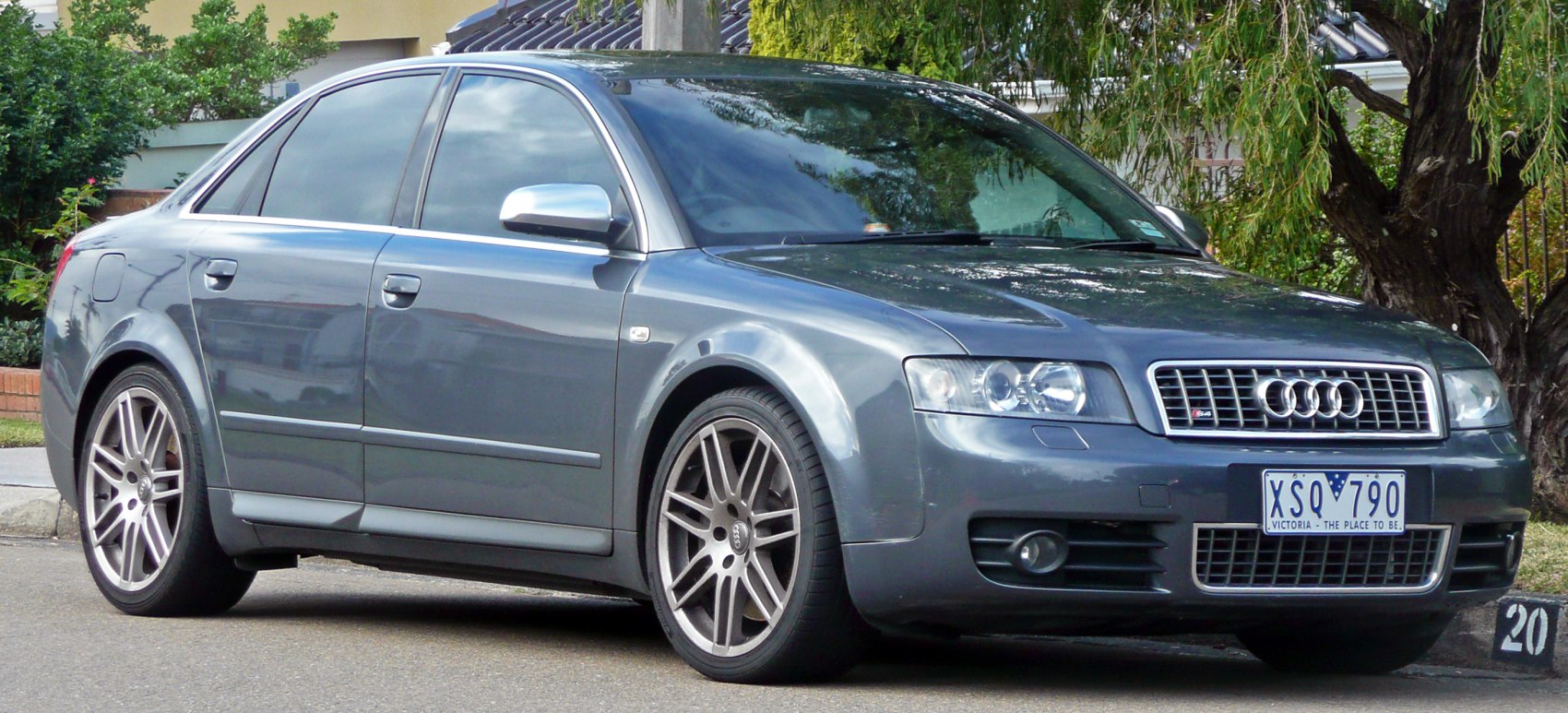 Audi S4 4.2i V8 (344 Hp) quattro