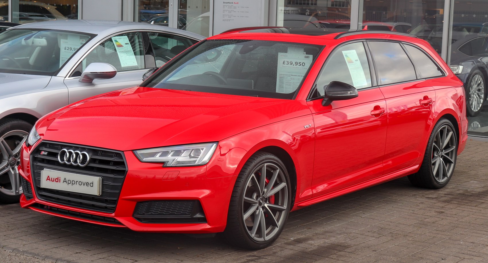 Audi S4 3.0 TFSI V6 (354 Hp) quattro Tiptronic