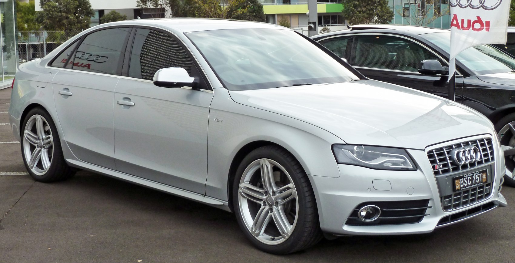 Audi S4 3.0 TFSI V6 (333 Hp) quattro S tronic