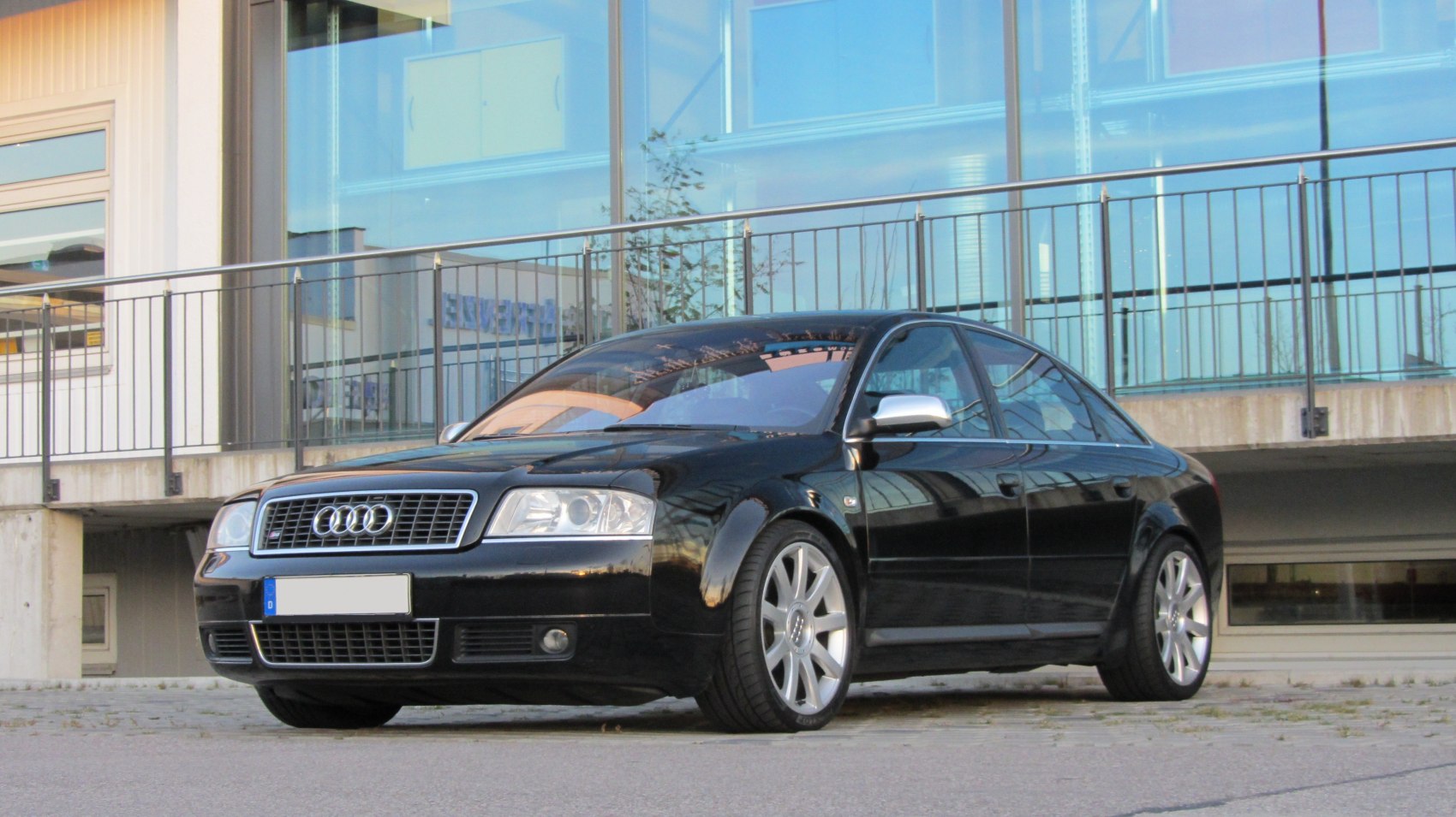 Audi S6 4.2 V8 (340 Hp) quattro