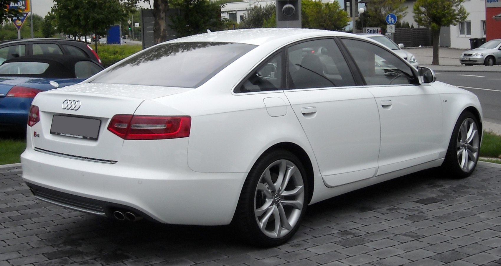 Audi S6 5.2 FSI V10 (435 Hp) quattro Tiptronic