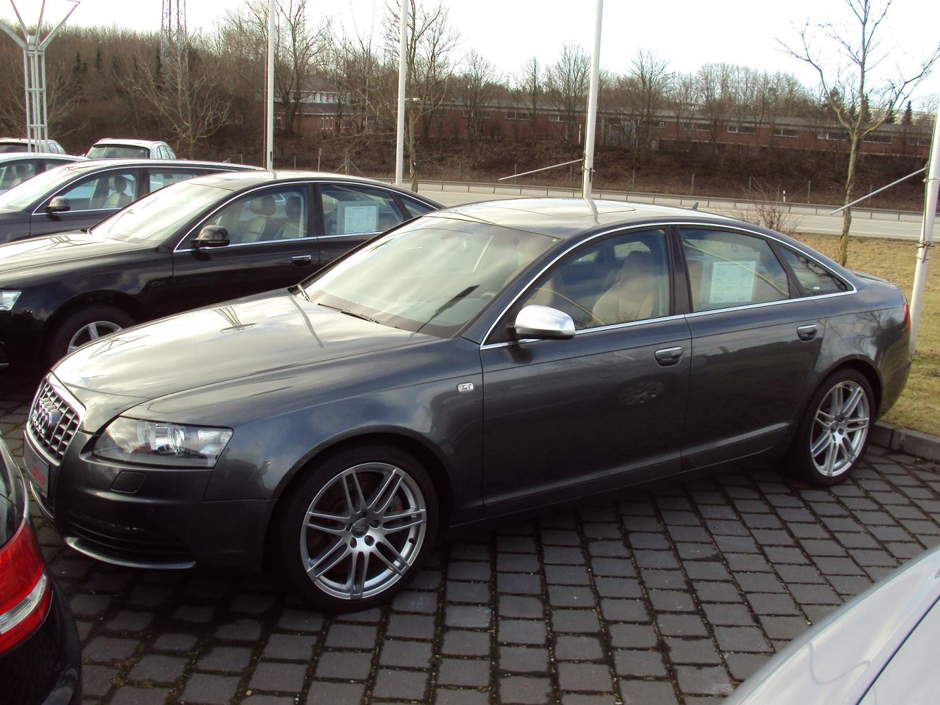 Audi S6 5.2 FSI V10 (435 Hp) quattro Tiptronic