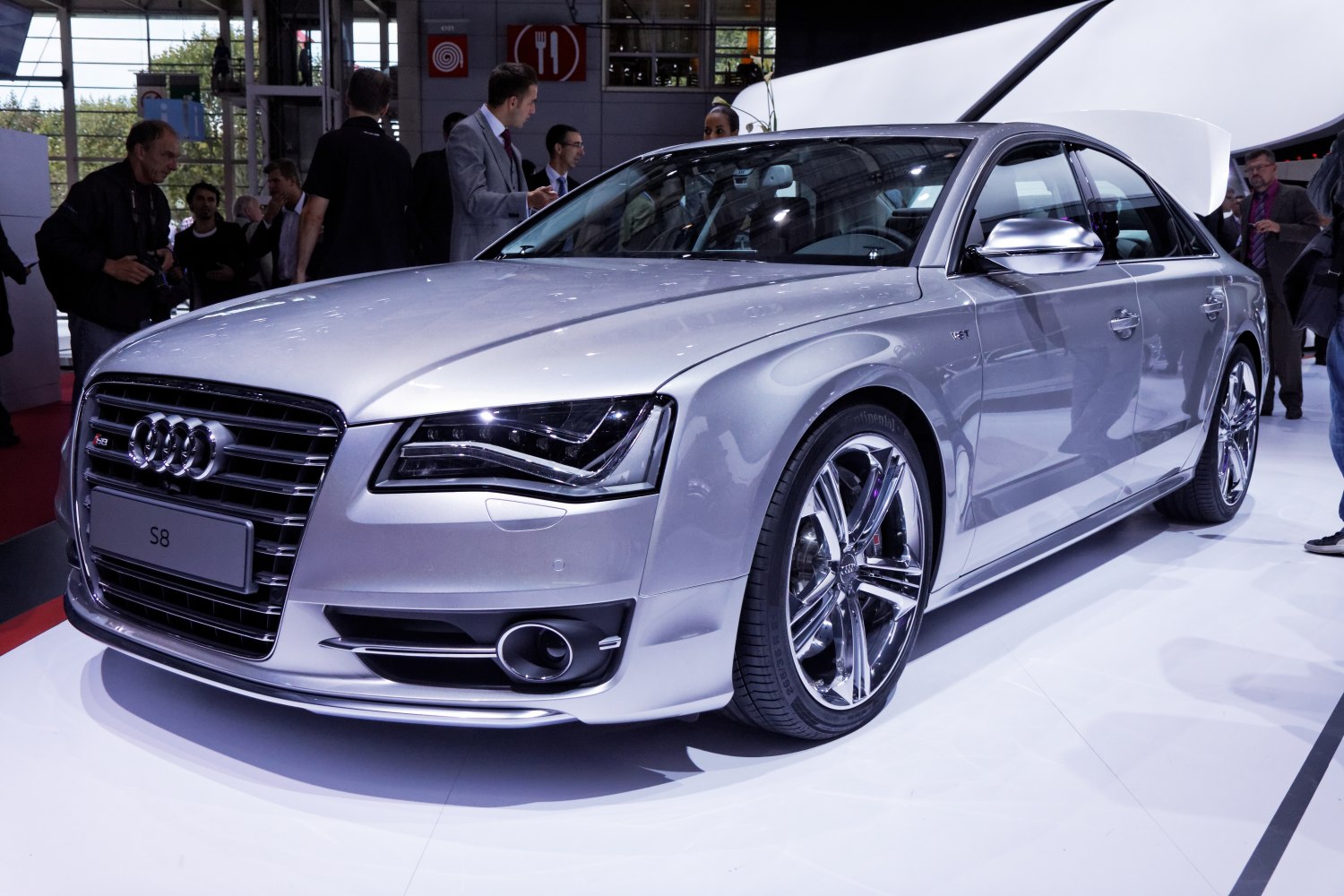 Audi S8 4.0 TFSI V8 (520 Hp) quattro Tiptronic