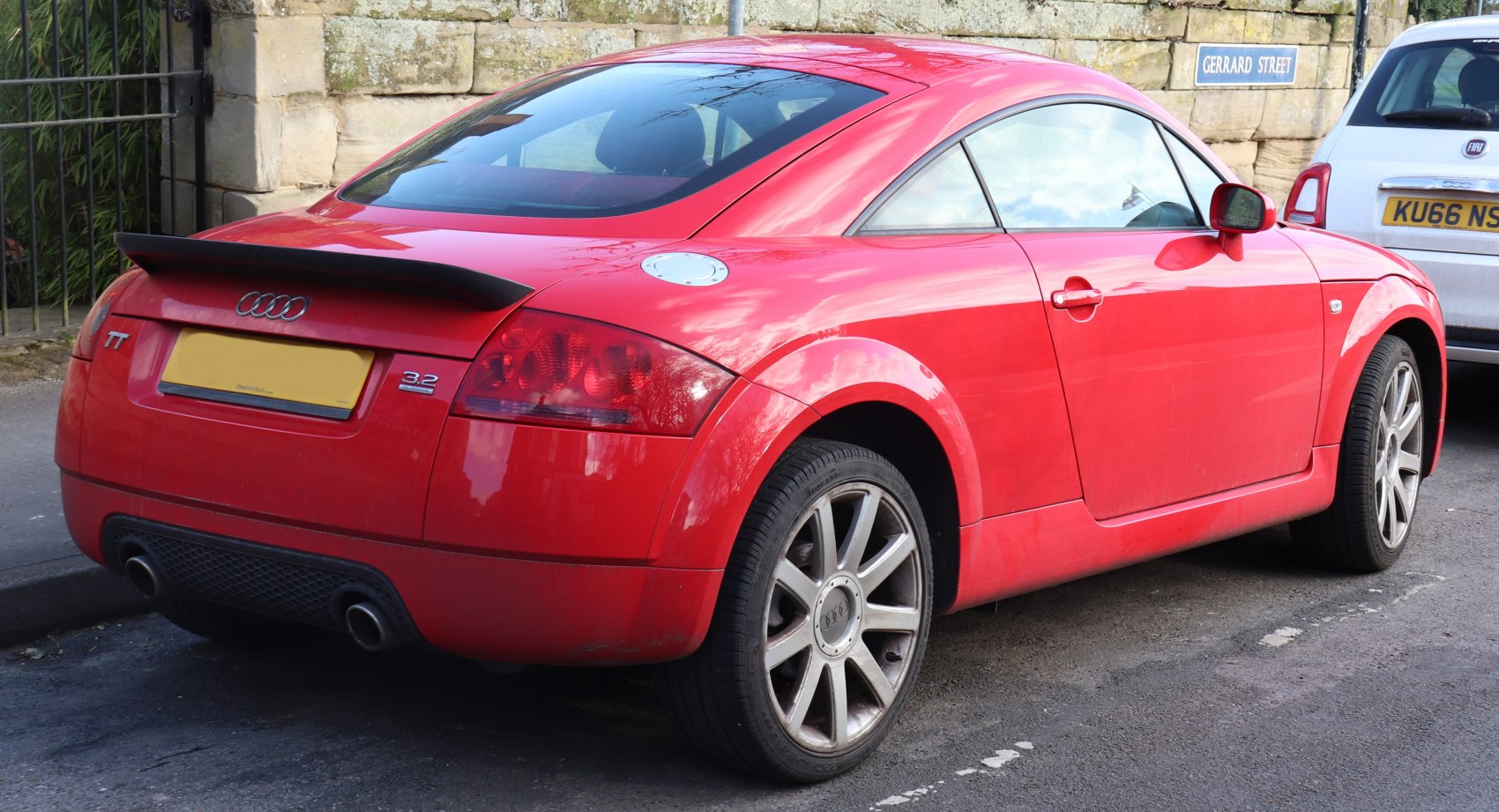 Audi TT 3.2i V6 24V (250 Hp) quattro Automatic