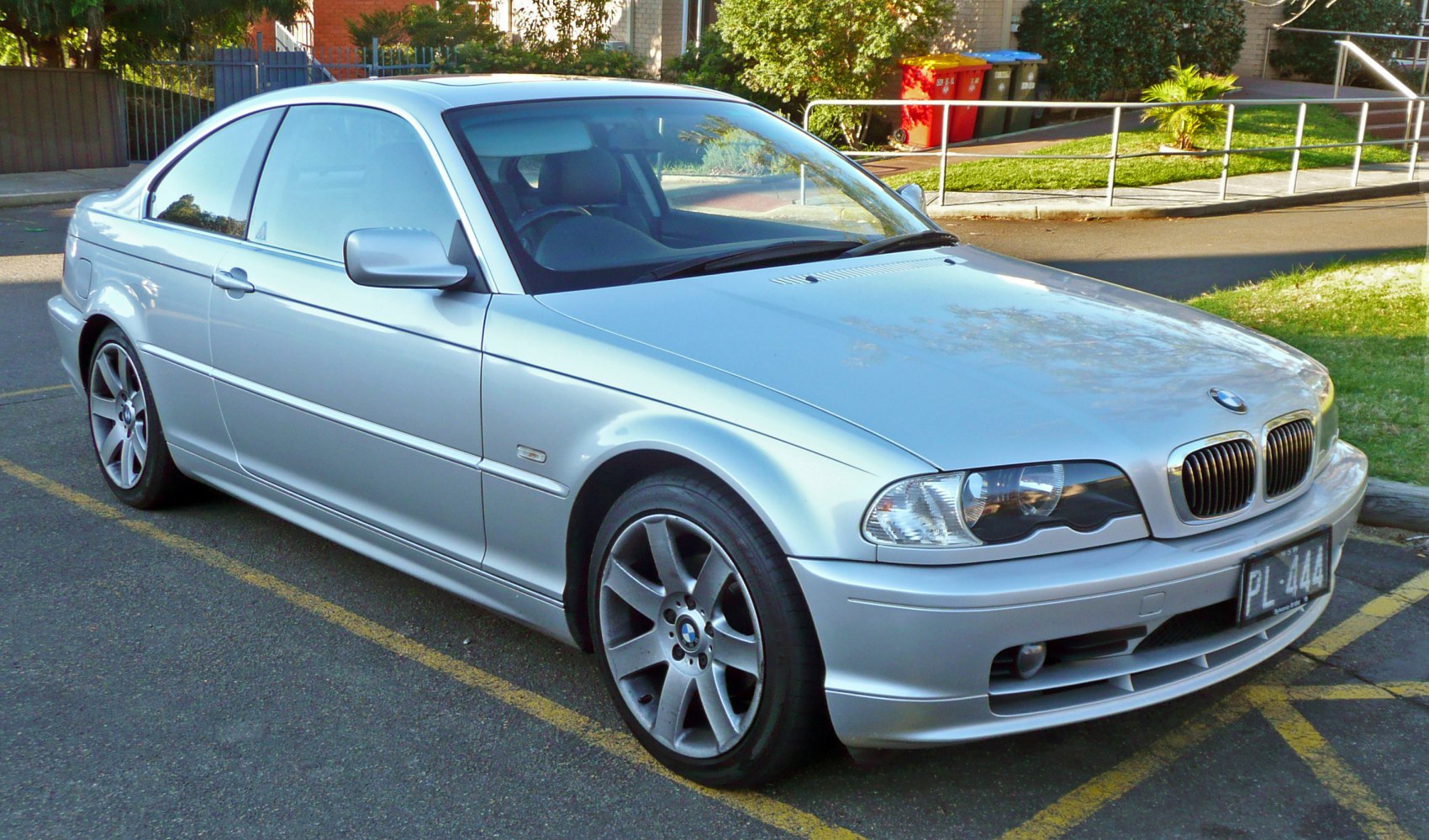 BMW 3 Series 316i (116 Hp)