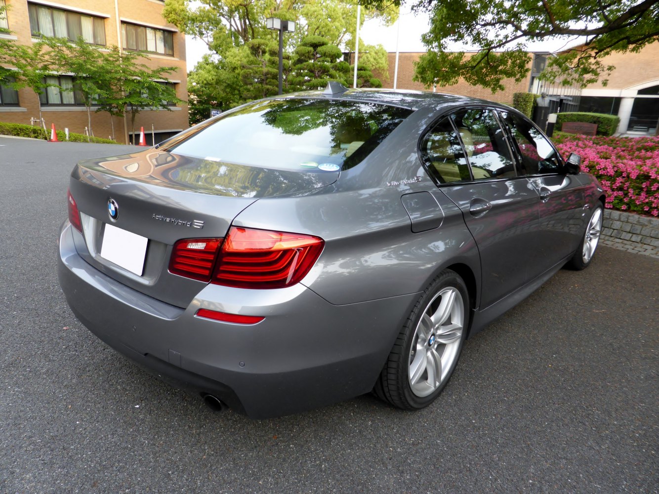 BMW 5 Series ActiveHybrid 3.0 (340 Hp)