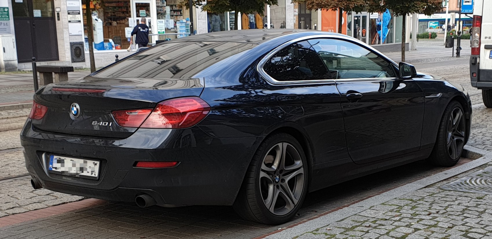 BMW 6 Series 650i (407 Hp) Steptronic