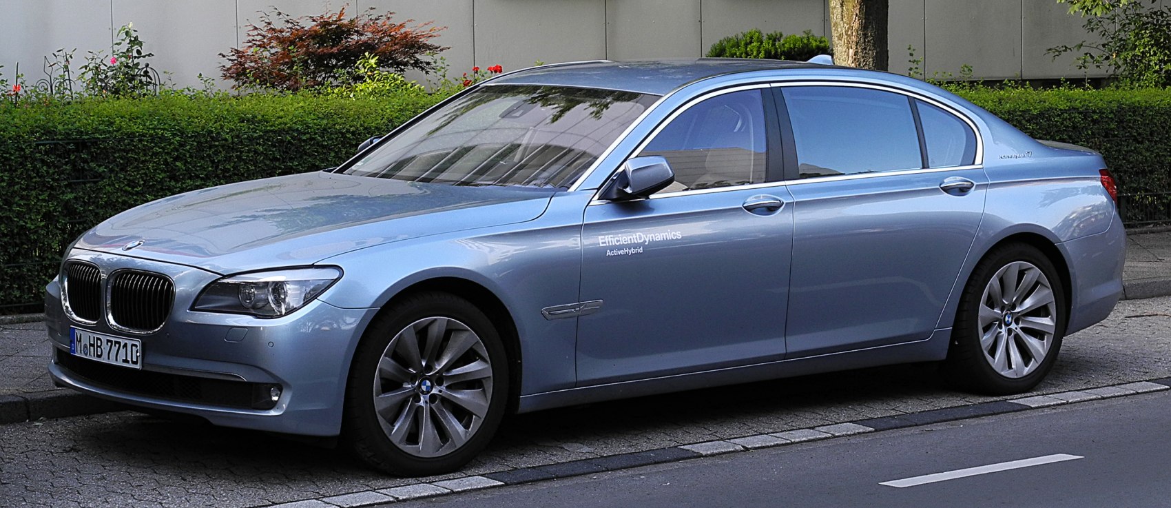 BMW 7 Series ActiveHybrid 7L V8 (465 Hp) Steptronic