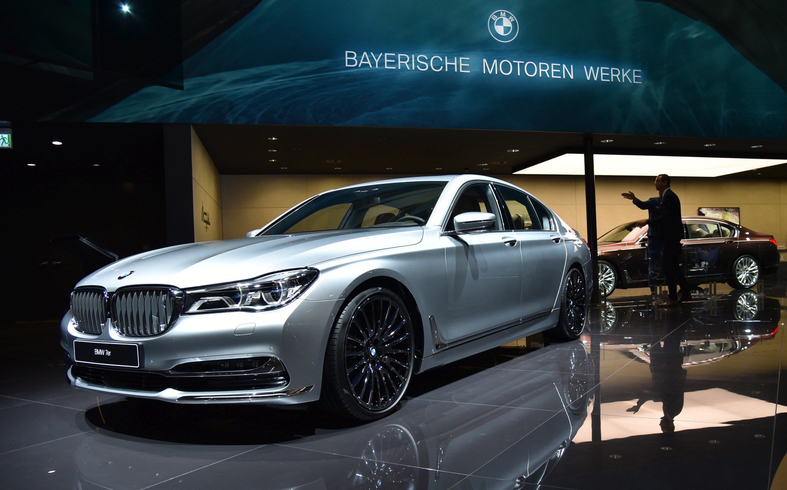 BMW 7 Series 750i (450 Hp) xDrive Steptronic