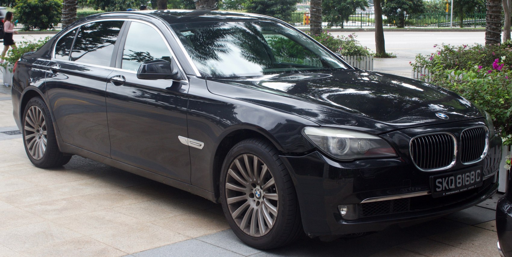 BMW 7 Series 750Li (408 Hp) Steptronic