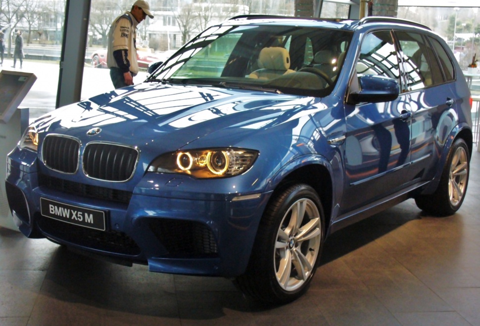 BMW X5 M 4.4 (555 Hp) xDrive Automatic