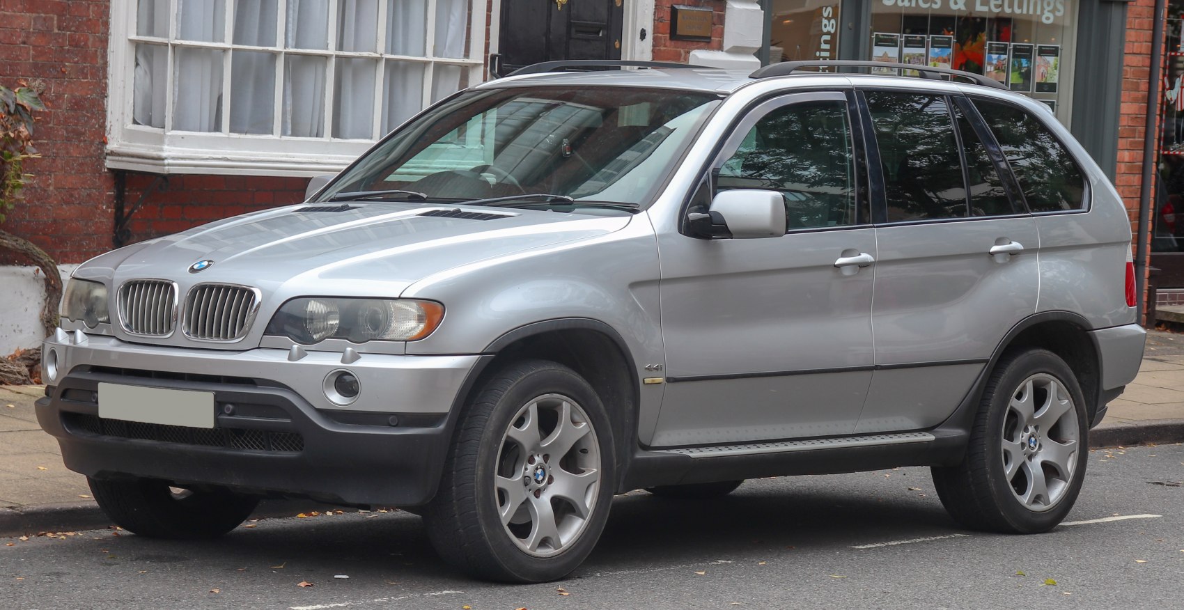 BMW X5 4.4i (286 Hp) Automatic