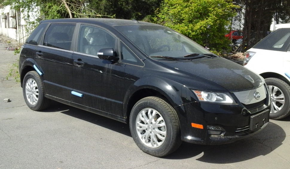 BYD e6