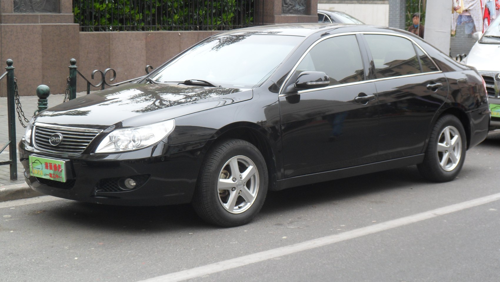 BYD F6