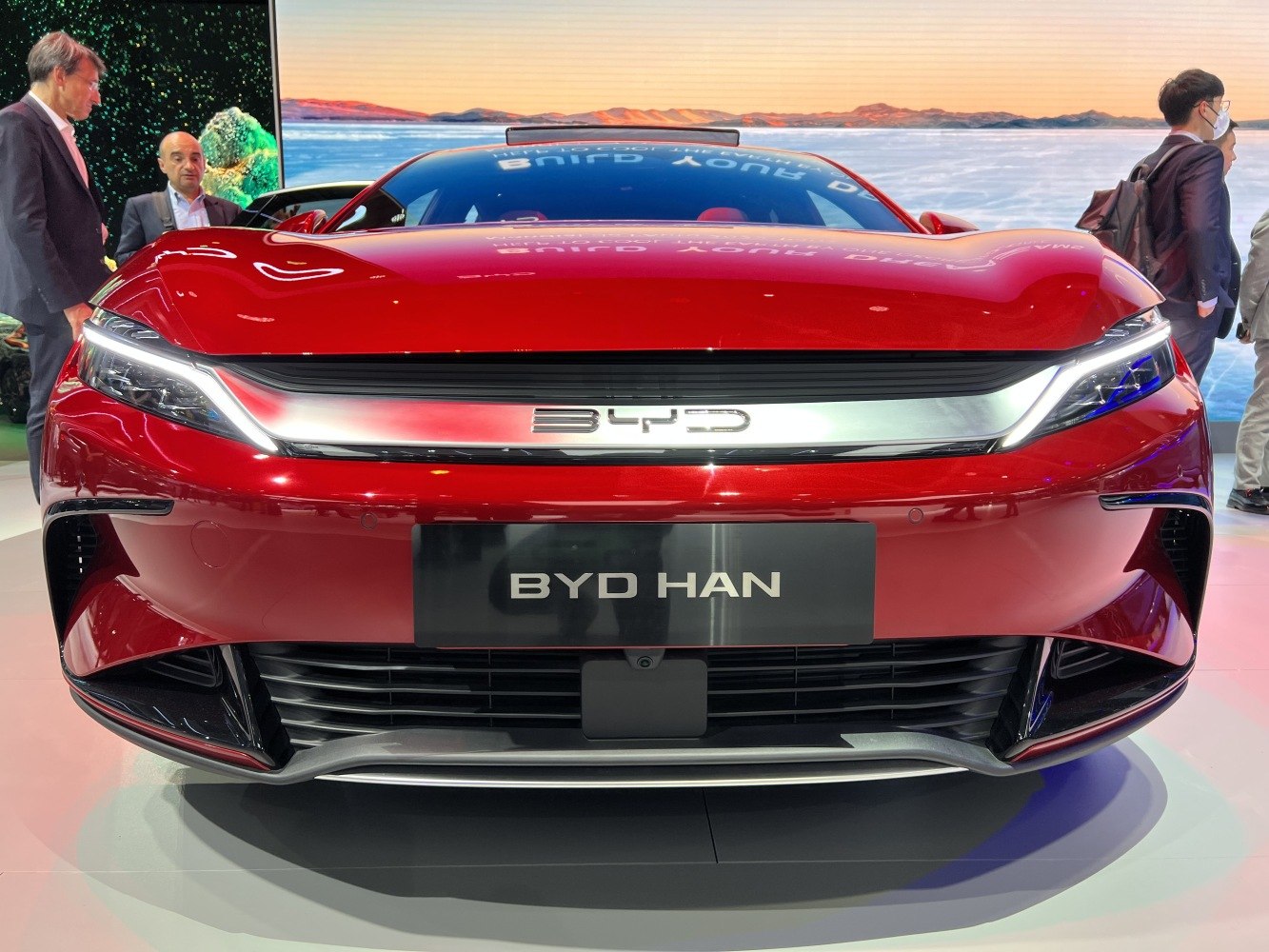 BYD Han DM-p 1.5Ti (629 Hp) Plug-in Hybrid AWD CVT