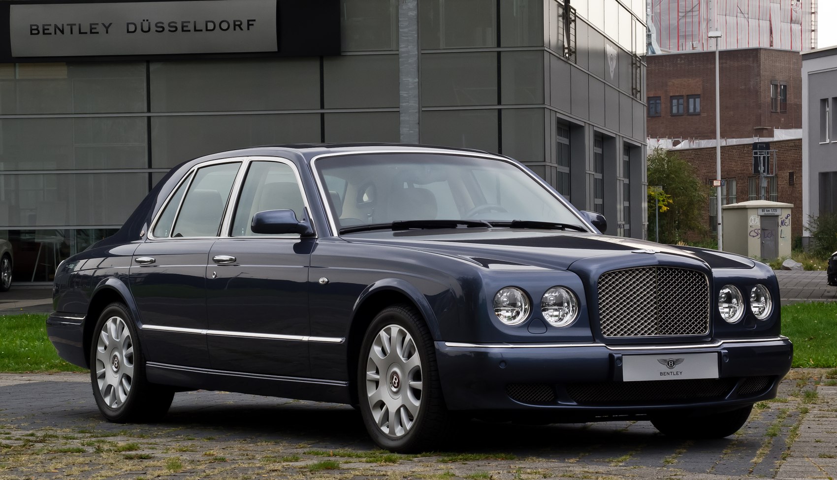 Bentley Arnage 6.7 i V8 16V RL (405 Hp)