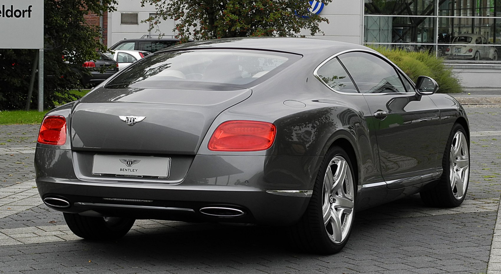 Bentley Continental GT3-R 4.0 V8 (572 Hp)