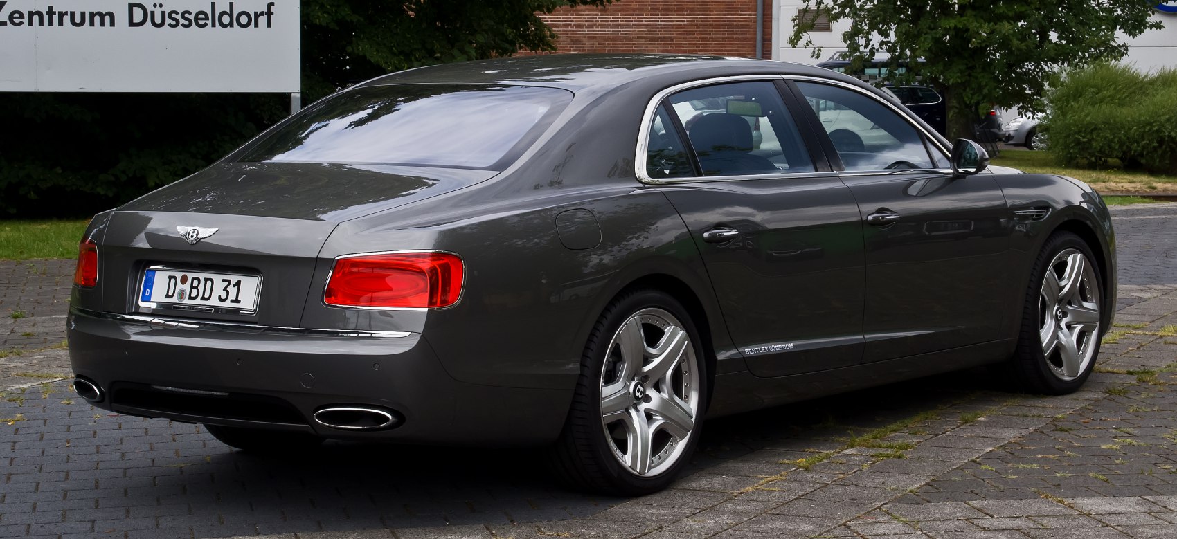 Bentley Flying Spur 4.0 V8 (500 Hp)