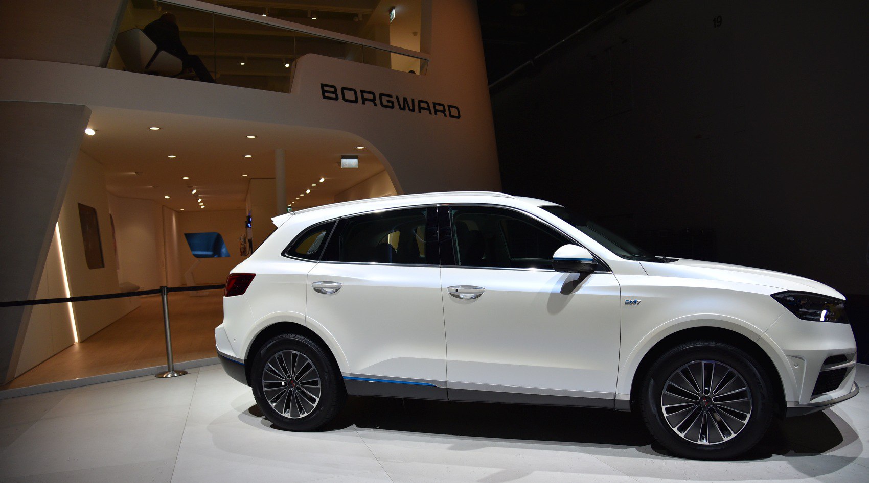 Borgward BXi7 Electric (272 Hp) AWD