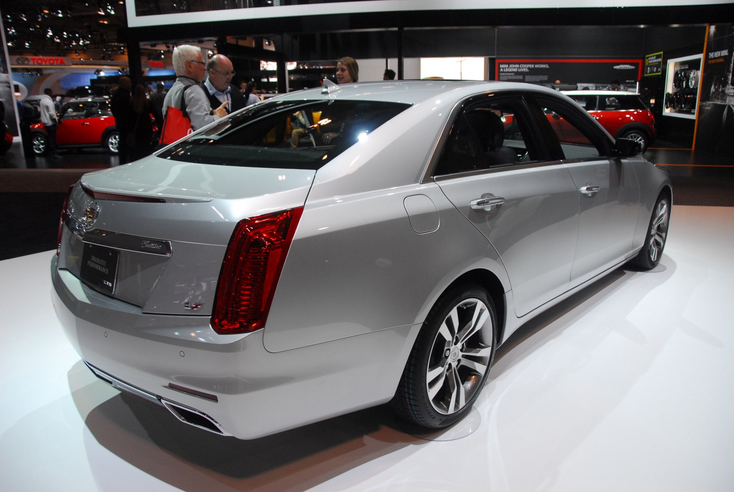 Cadillac CTS V 6.2 V8 (649 Hp) Automatic