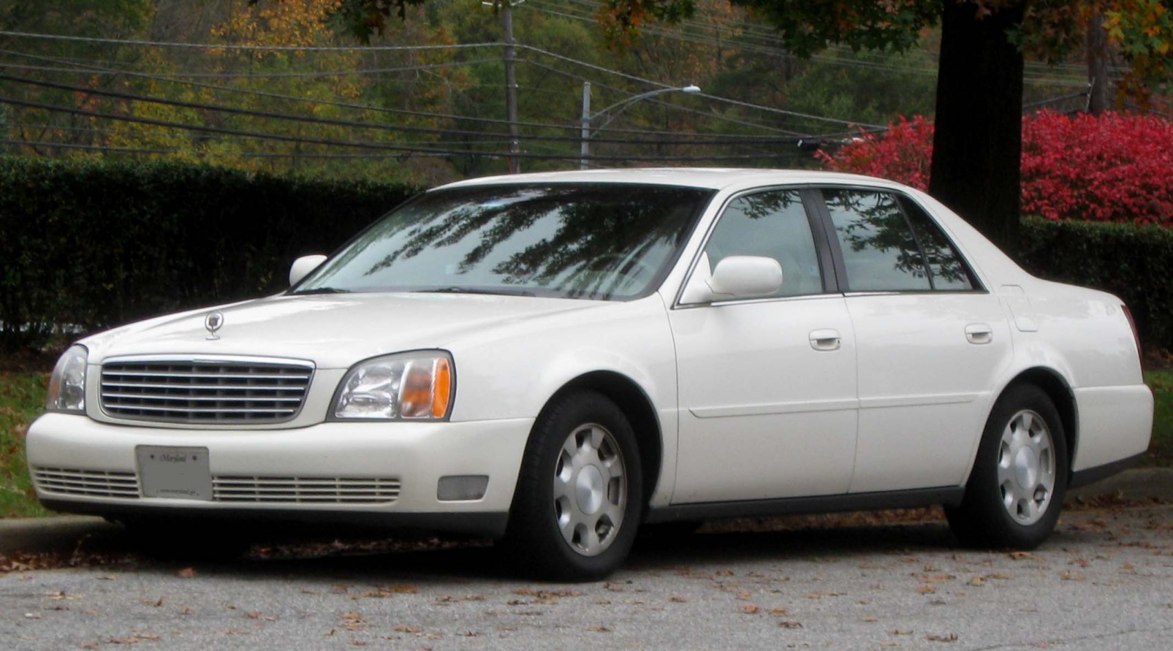 Cadillac DeVille 4.6 i V8 32V DHS (279 Hp)