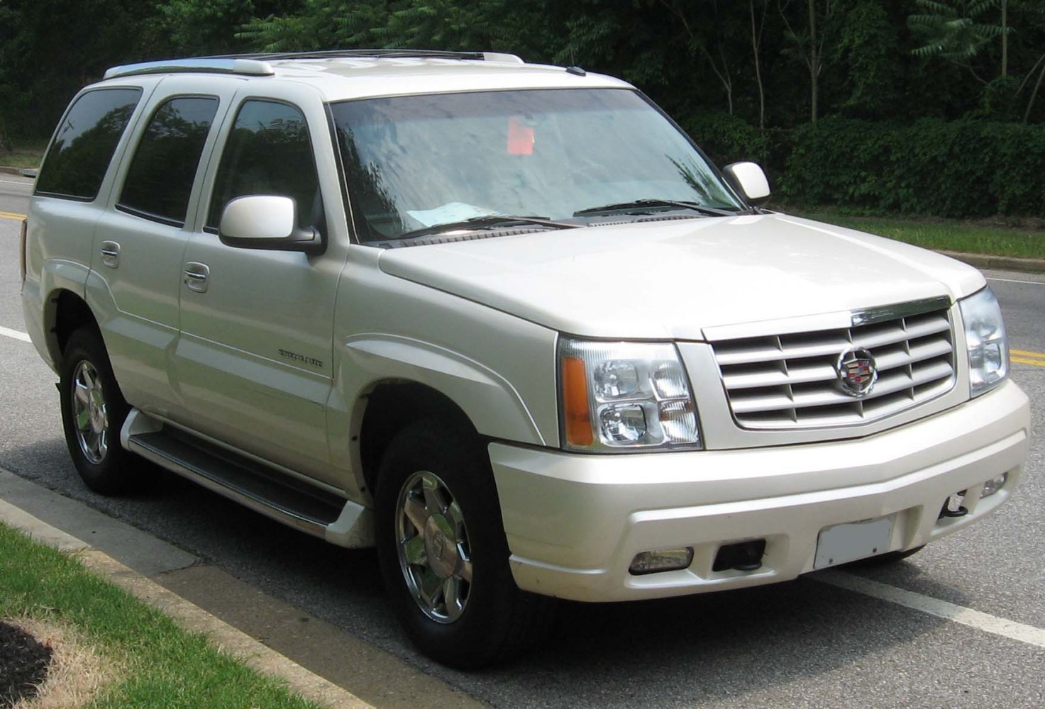 Cadillac Escalade 5.3 i V8 (288 Hp)