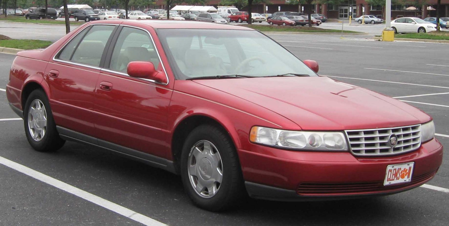 Cadillac Seville 4.6 i V8 32 (279 Hp)