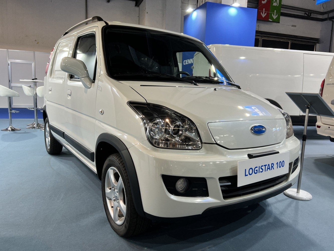 Cenntro Logistar 100 16 kWh (34 Hp) Automatic