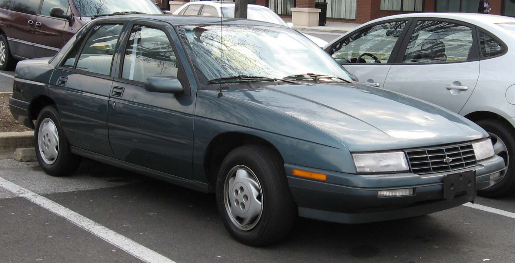 Chevrolet Corsica 3.1 i V6 (162 Hp)