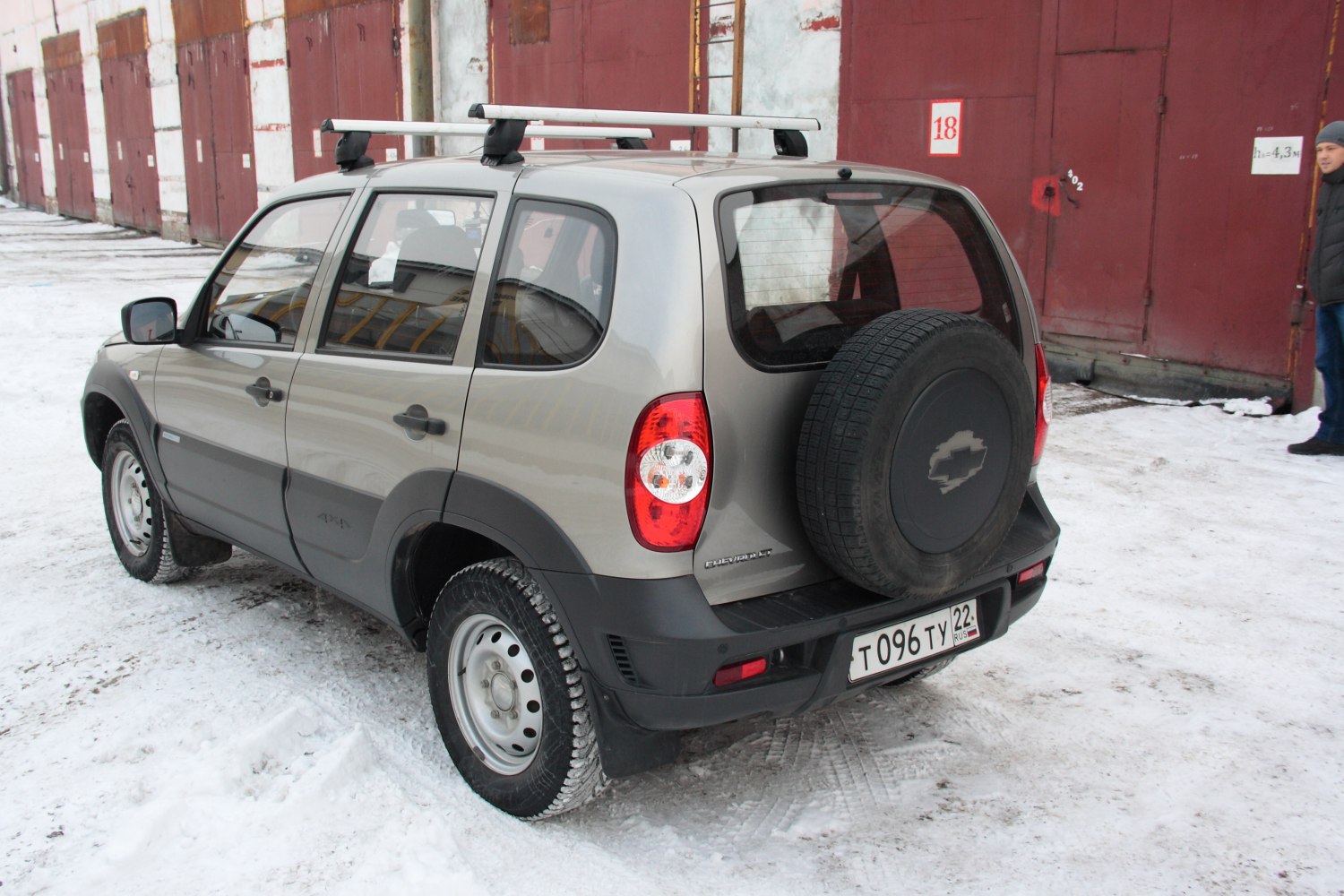 Chevrolet Niva 1.8 i 16V ECOTEC (125 Hp)